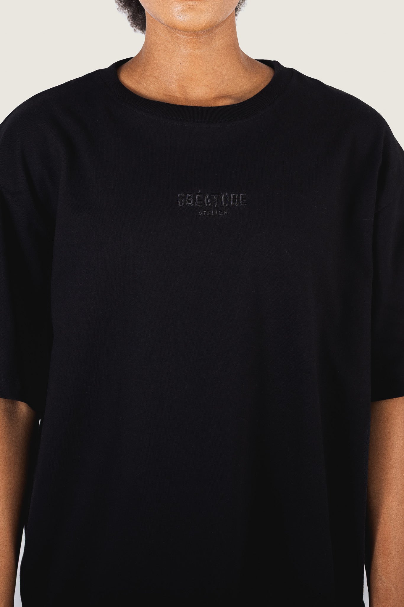 T-Shirt brodé "Créature Atelier" | BoxTee Heavyweight