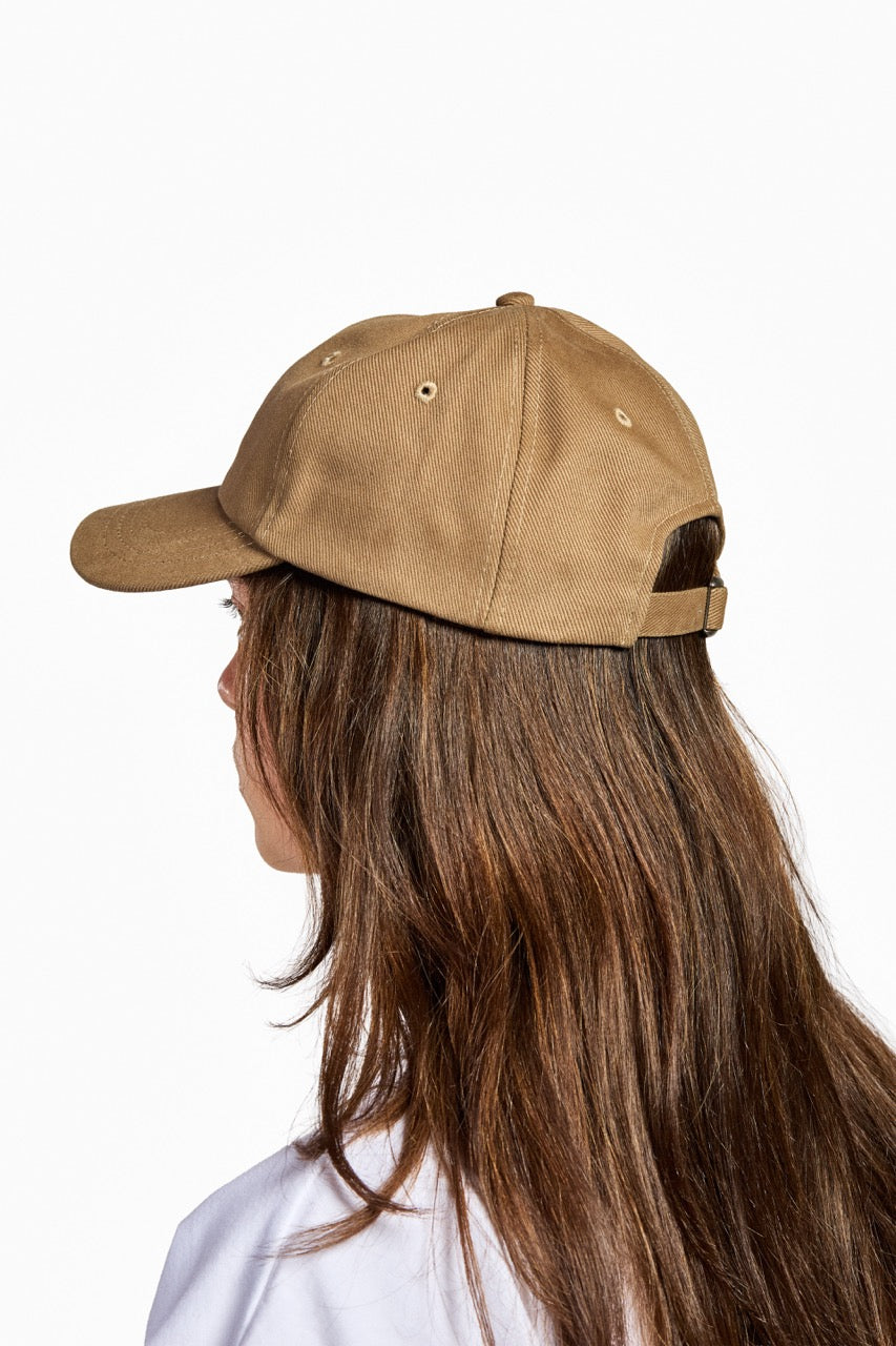 Casquette brodé “Mal-aimé” | Dad Cap
